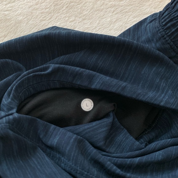 Lululemon Pace Breaker Short Navy Blue Size L - Picture 4 of 7